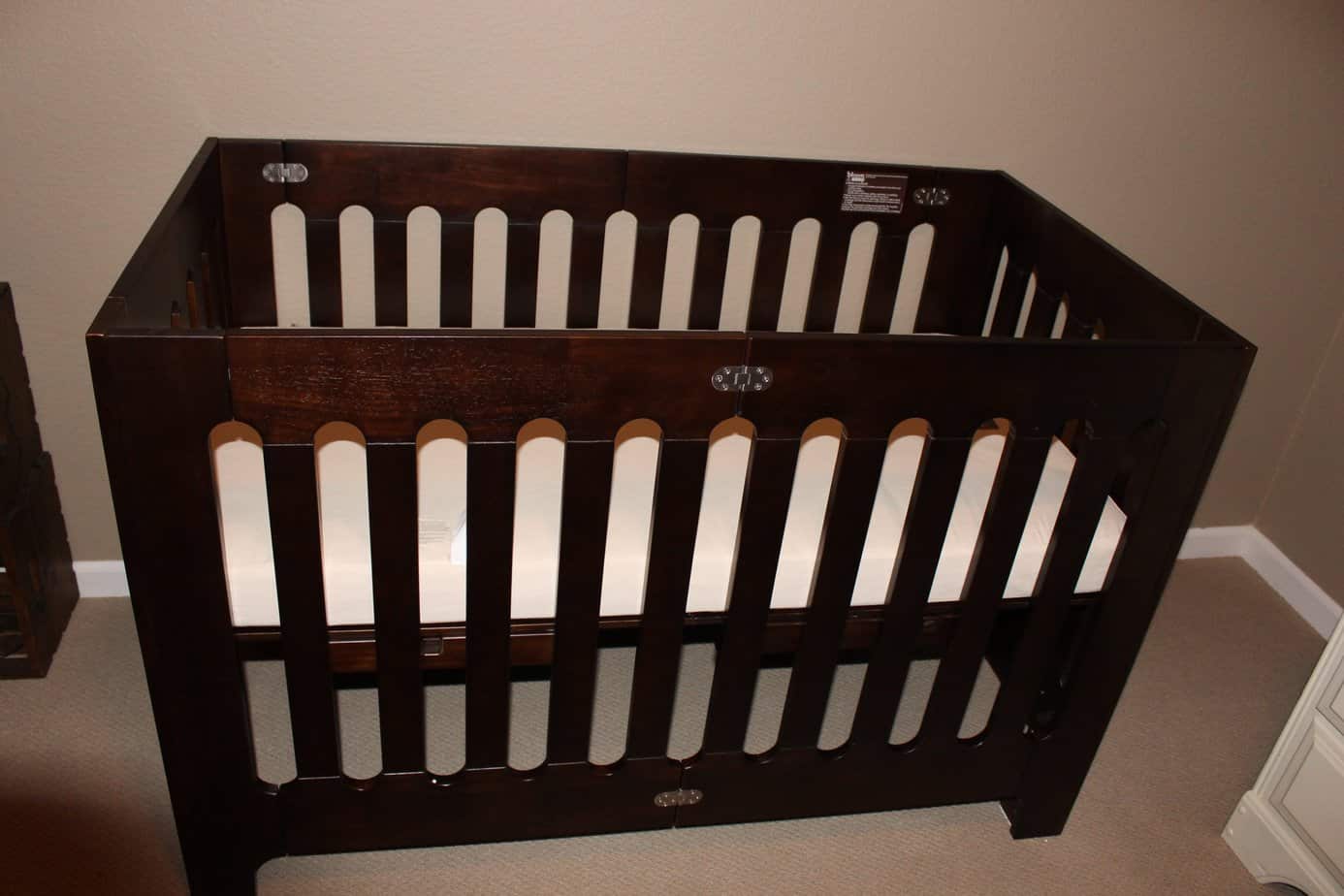 Bloom baby store alma mini crib