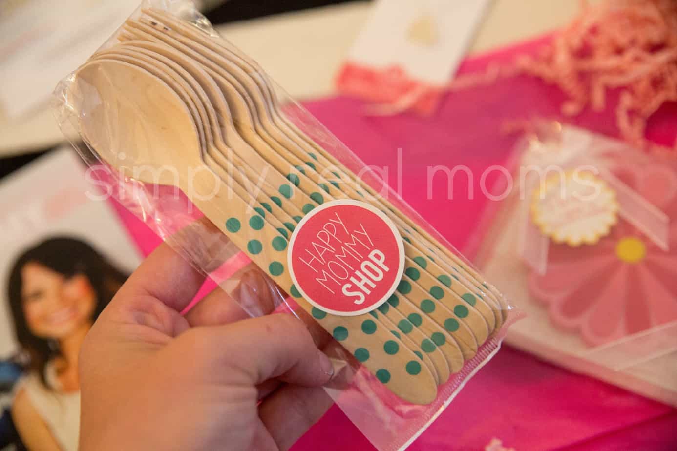 happy mommy box4 (1 of 1)