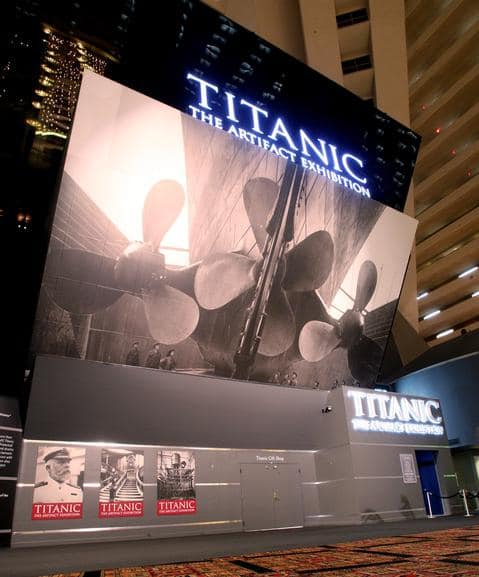 Luxor_Titanic_The_Artifact_Exhibit_Front_Entrance_low