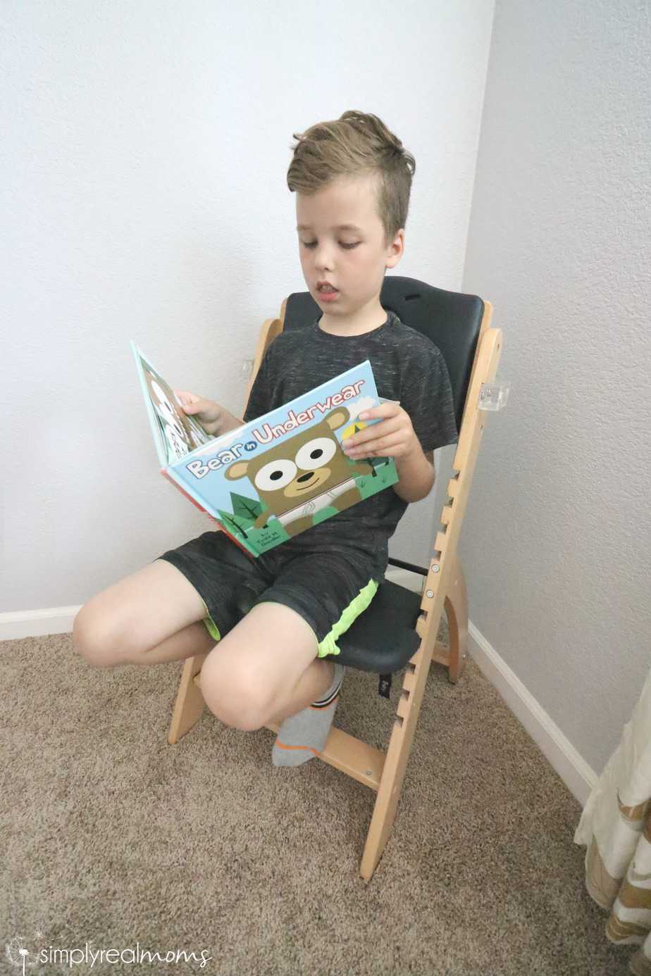 Abiie Junior Y The High Chair That Grows With Your Child Hello Sensible