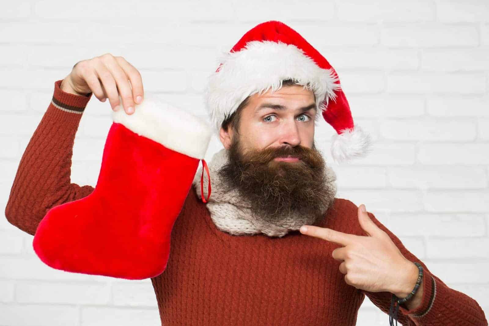 65 Unbelievably Good Stocking Stuffers for Guys Under $5 - Hello