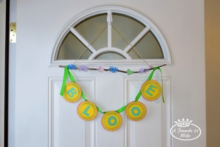 The busy mom's guide to an inviting home. Start at the front door.