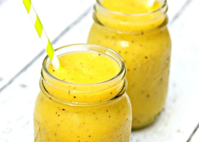 Some of the best apple recipes for fall includes this killer smoothie!